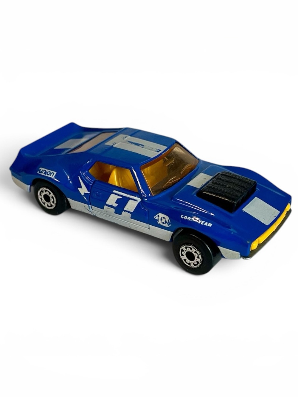 Matchbox Lesney no.9 AMX Javelin Superfast blue /white Goodyear 1972